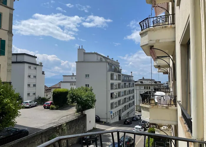 Proche De La Gare De Lozanna